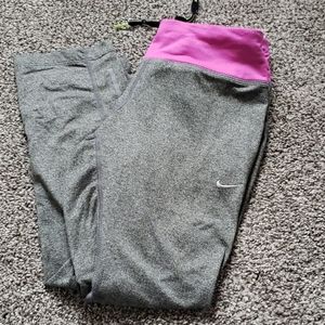Nike leggings